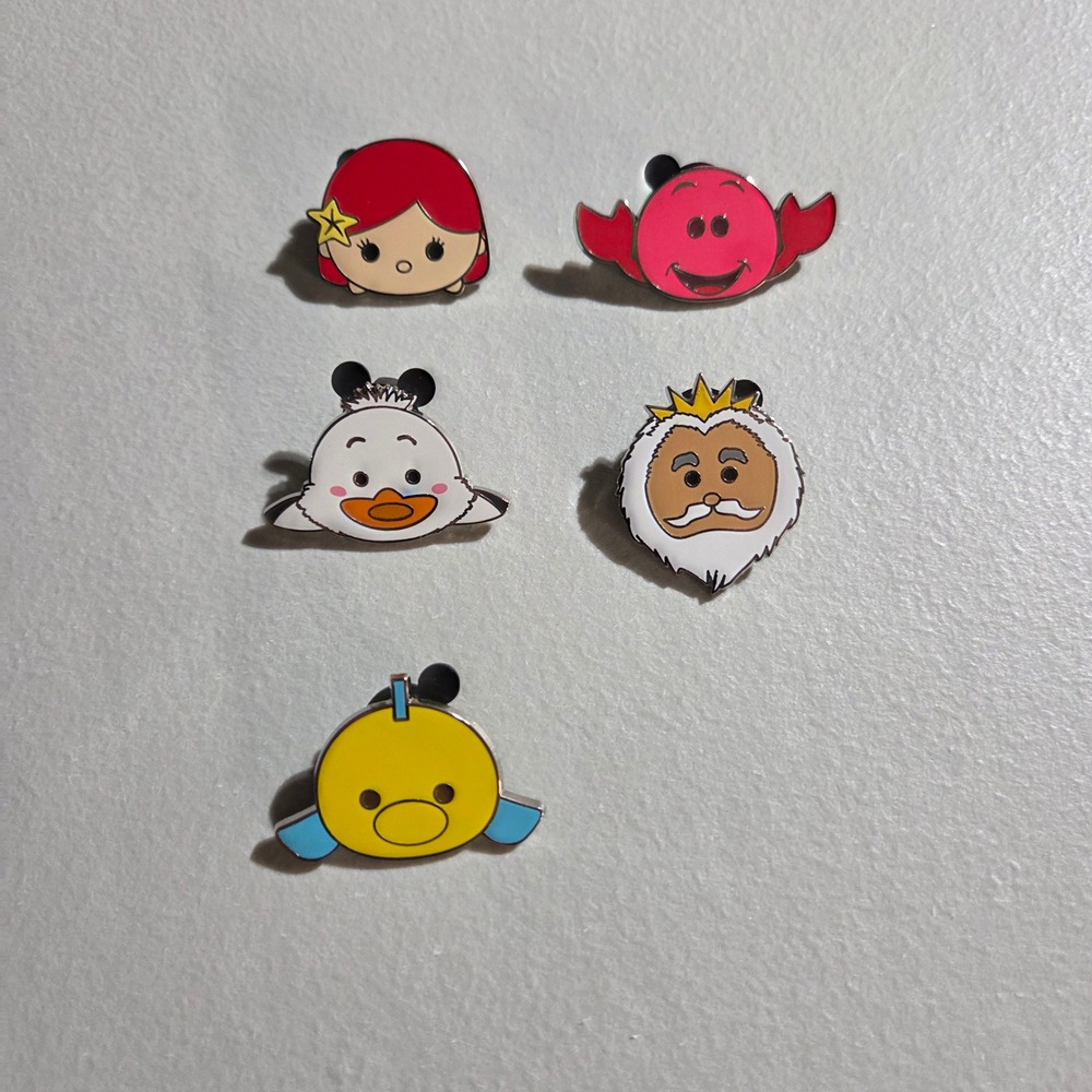 Disney Tsum Tsum Pins Unisex OS Multicolor Little Mermaid Ariel Sebastian 5pc